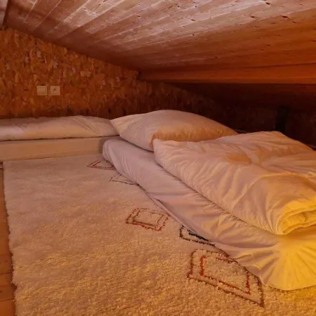 Semesterbostad La Boheme Du - Maison Climatisee Avec Piscine