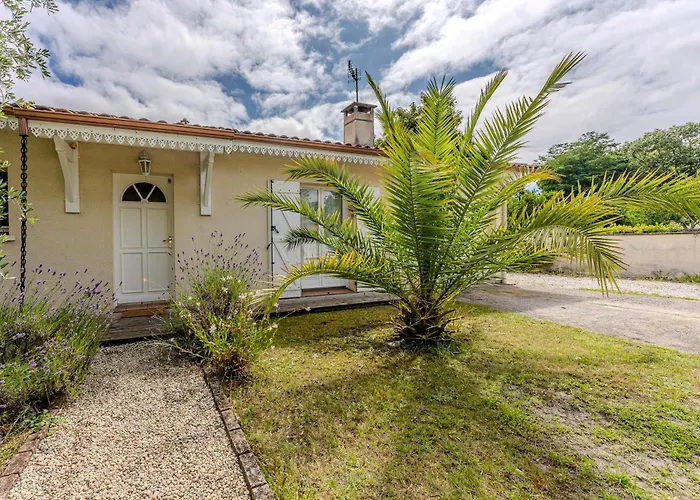 La Boheme Du - Maison Climatisee Avec Piscine Дом отдыха